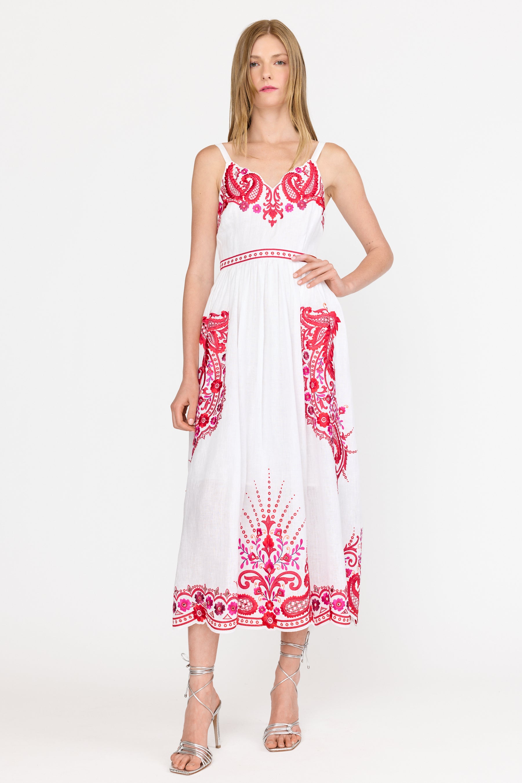 Holly Dress - White Rosaria