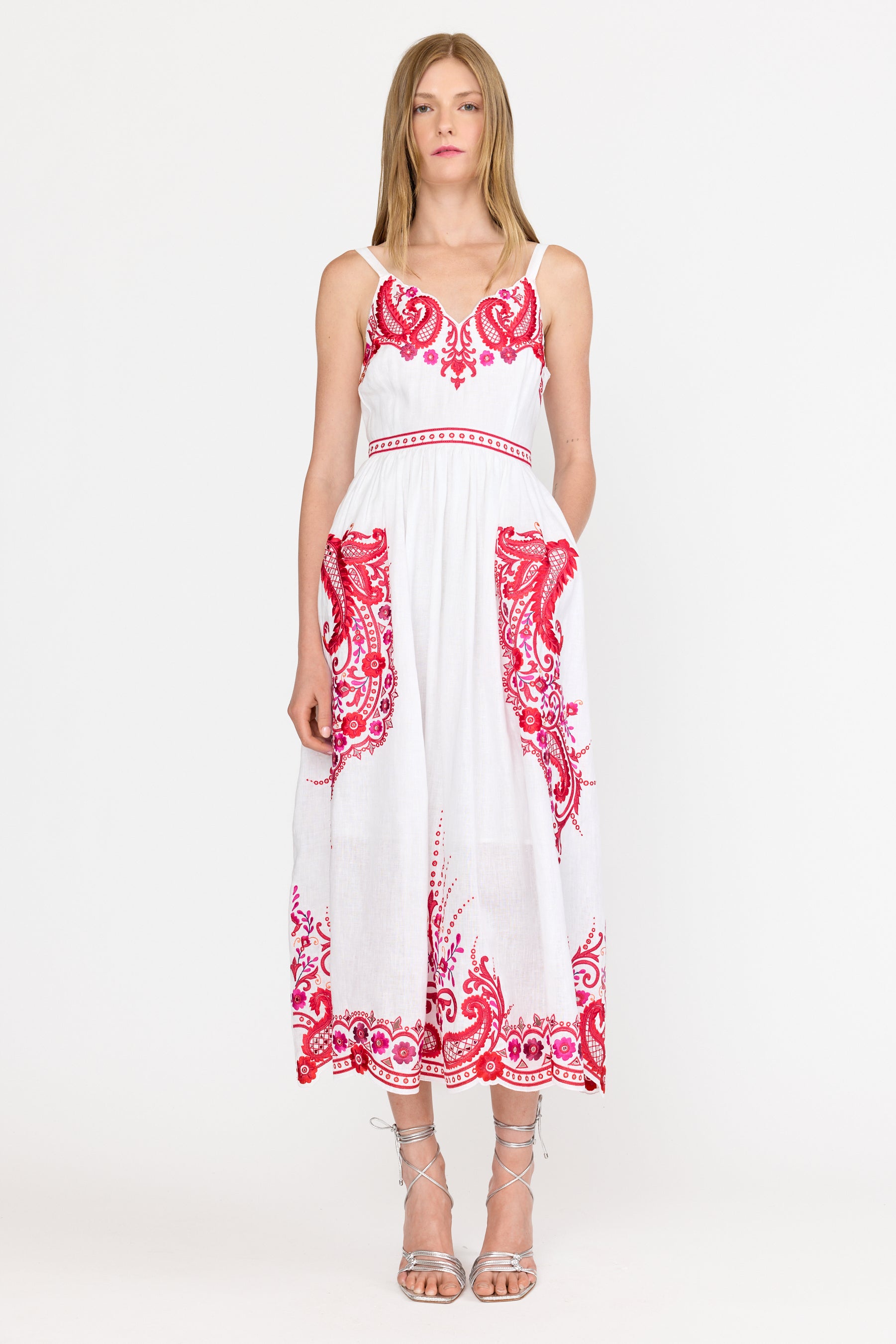 Holly Dress - White Rosaria