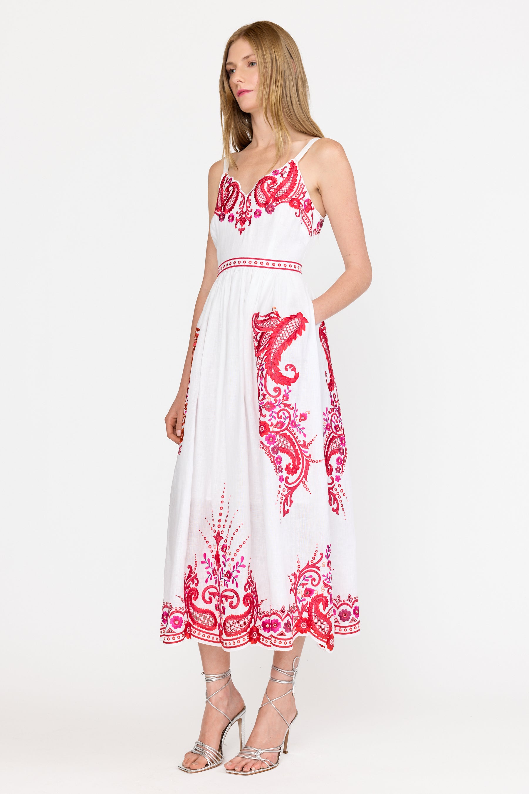 Holly Dress - White Rosaria