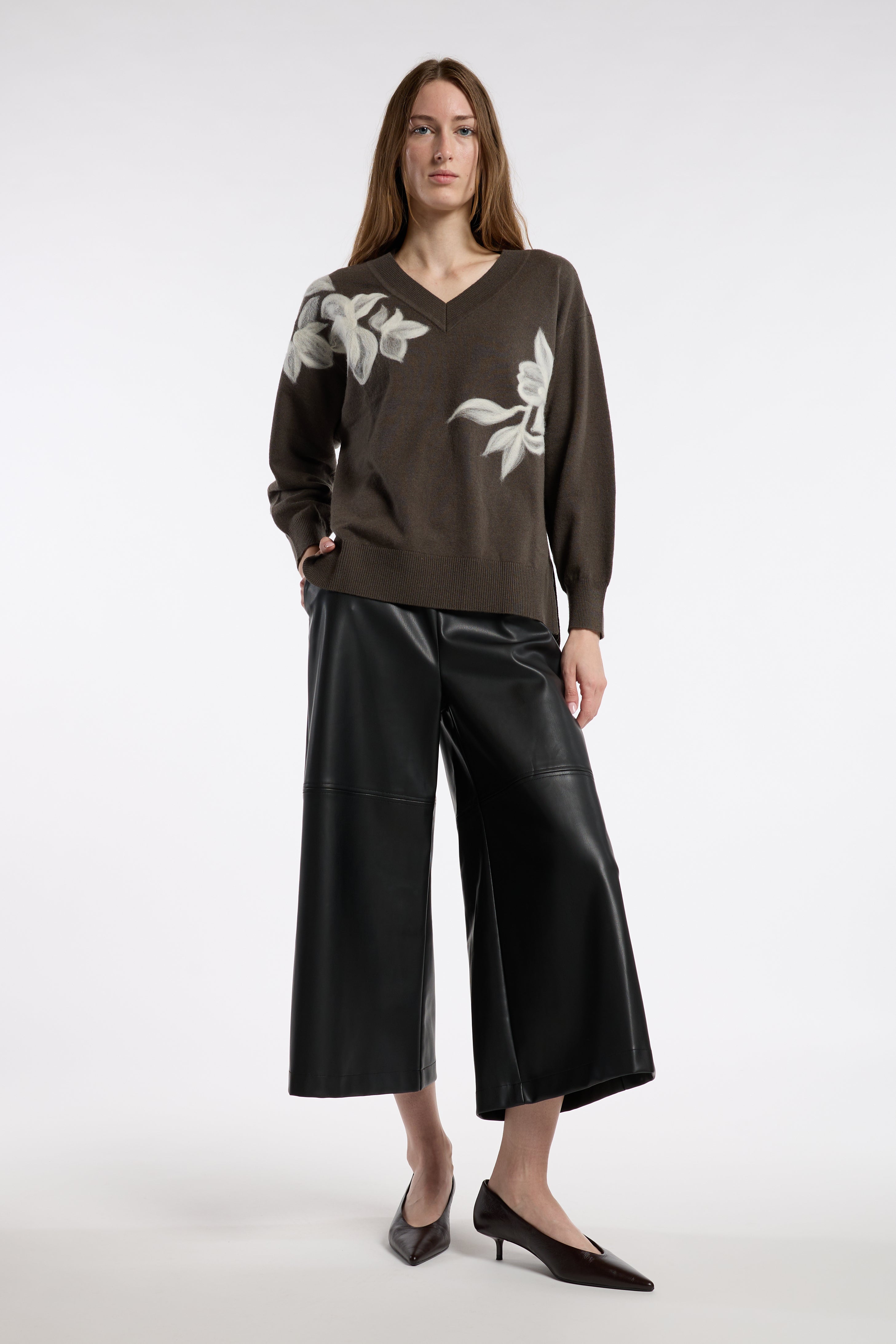 Vivienne Sweater - Moonshadow Olive