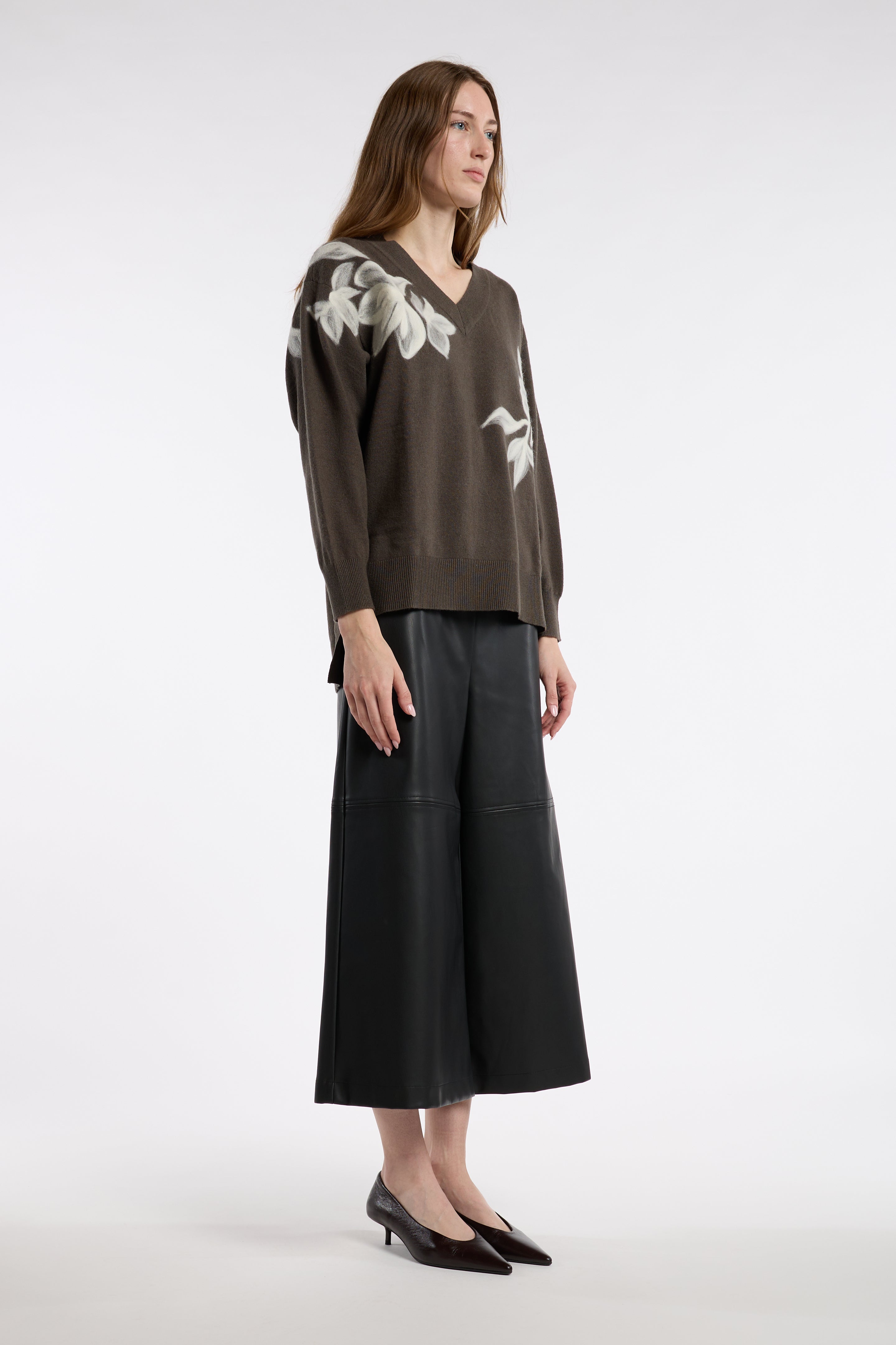 Vivienne Sweater - Moonshadow Olive