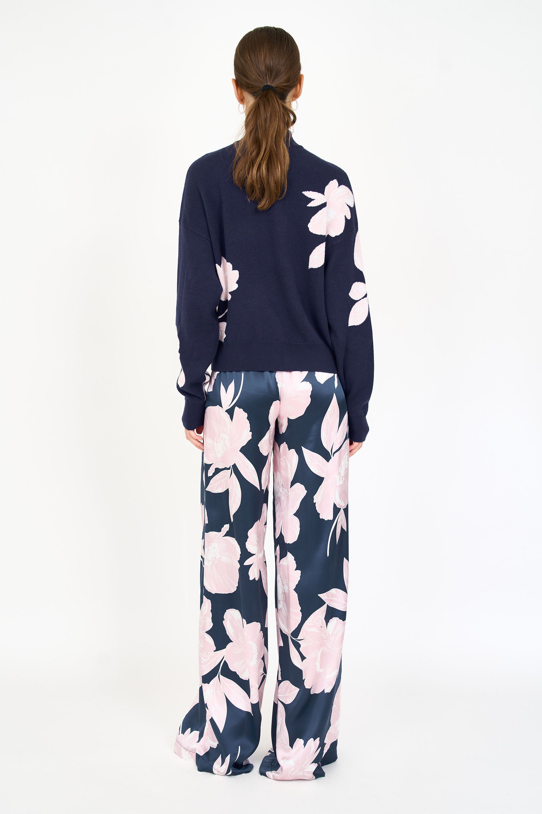 Brookie Sweater - Midnight Blossom