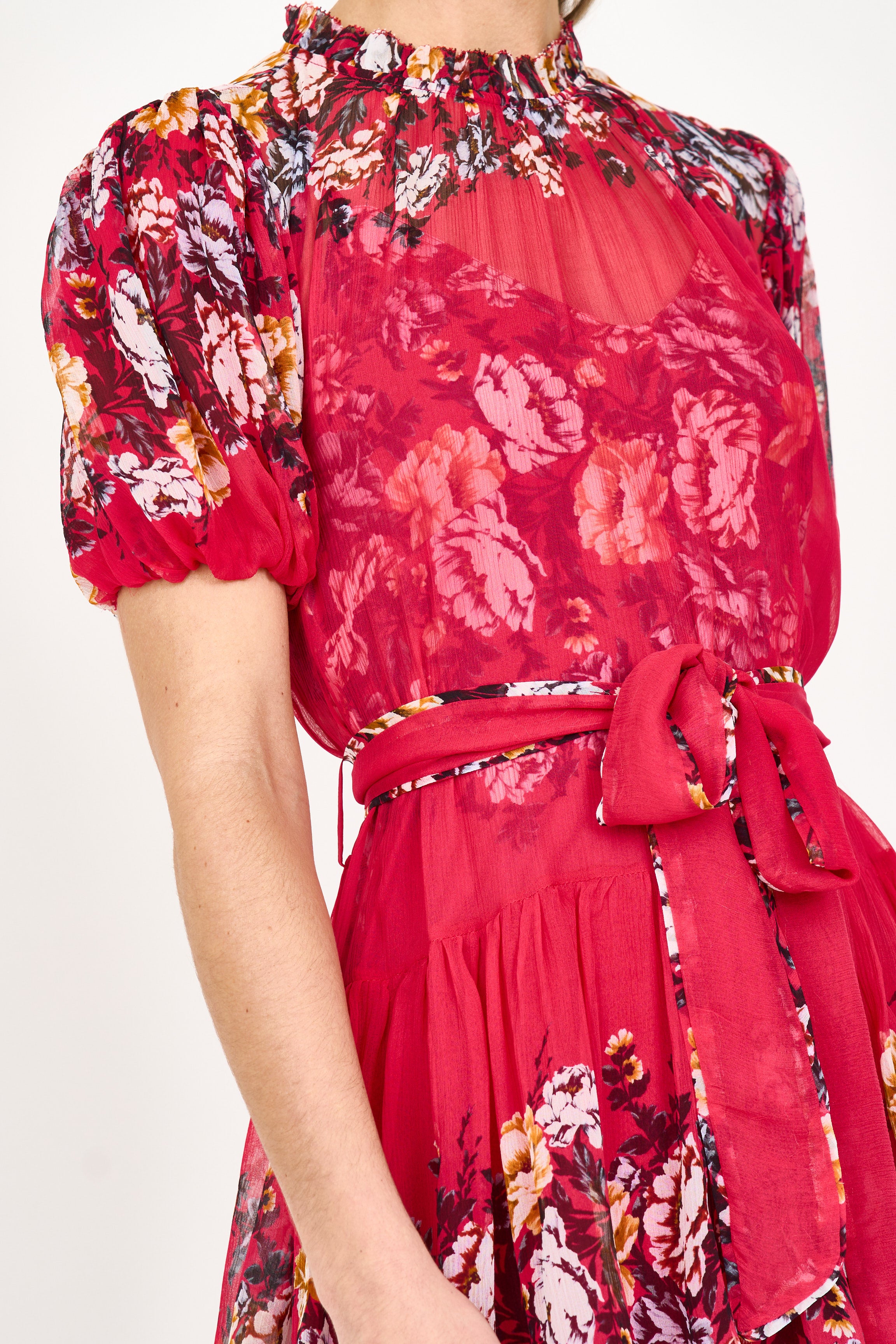 Daphne Dress - Pink Rose Bed
