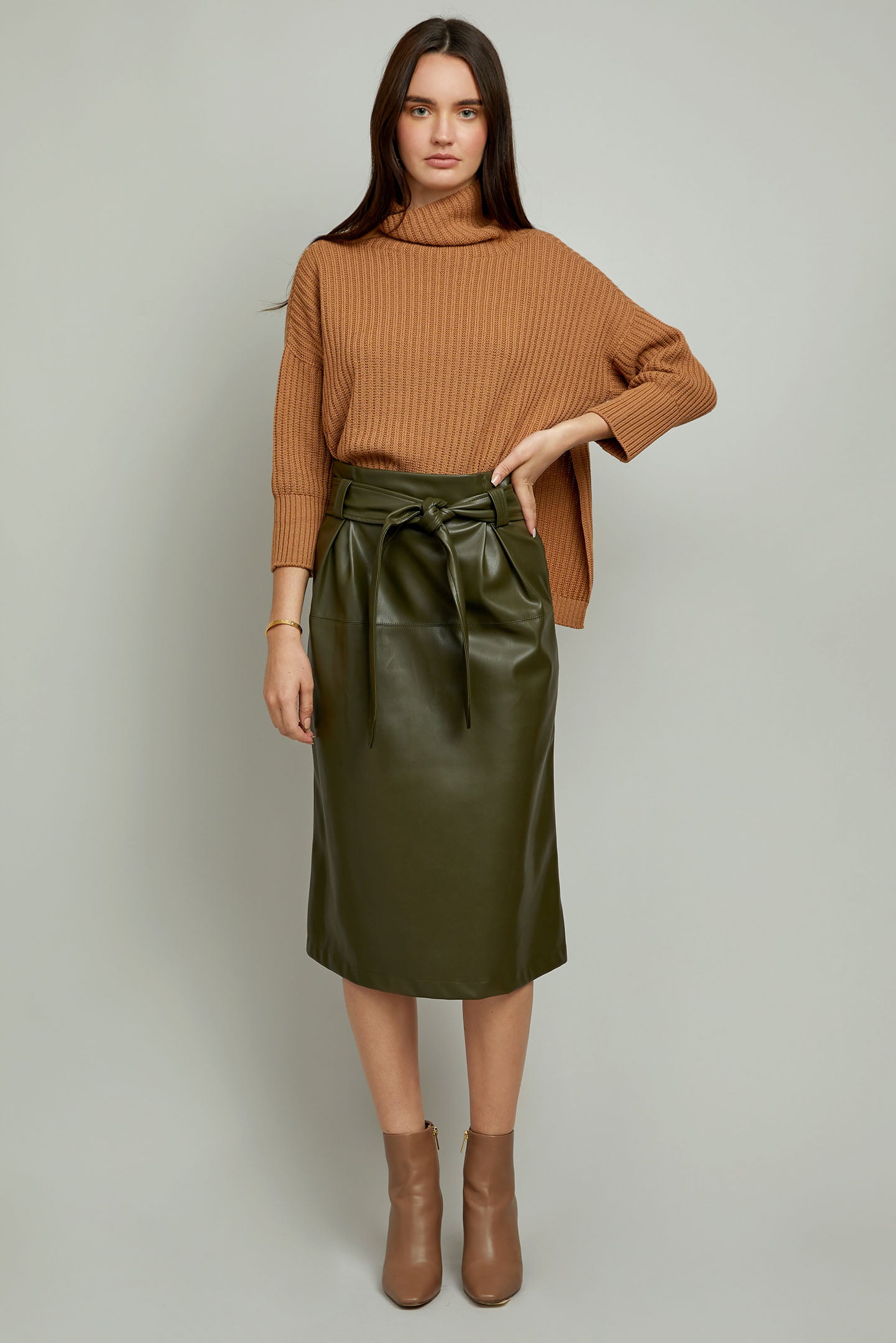 Ellie Sweater - Camel