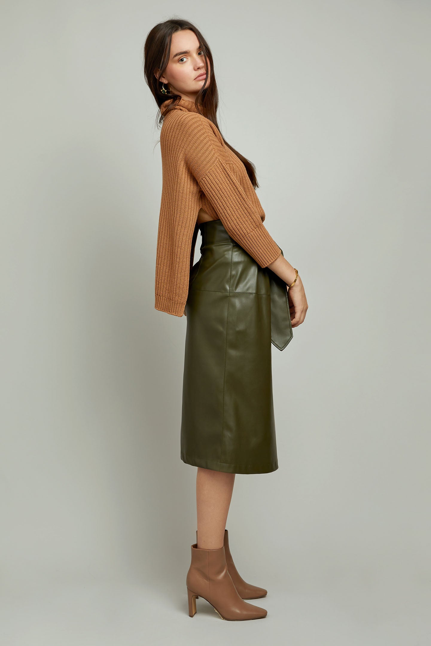 Ellie Sweater - Camel