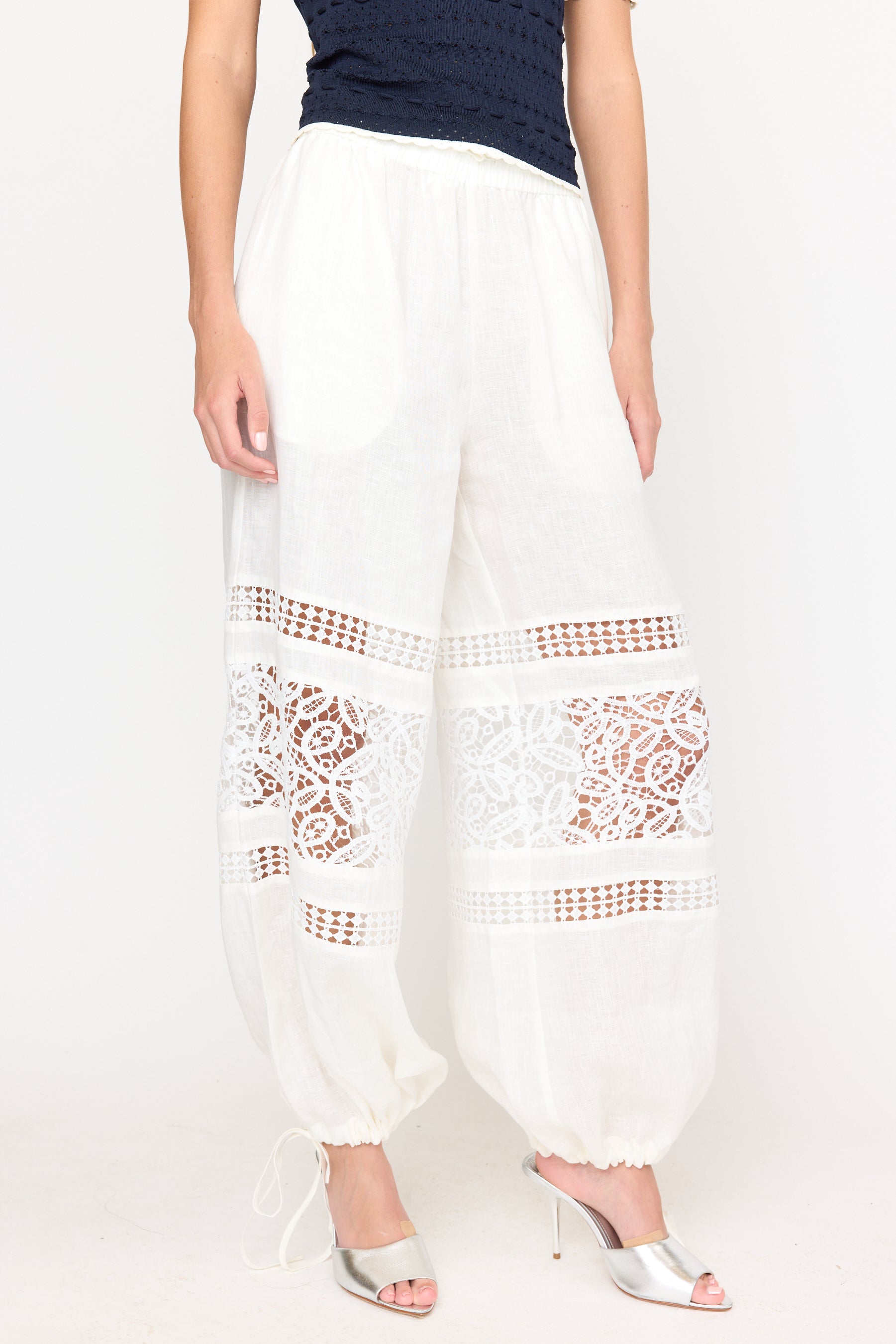 Oksana Pant - White