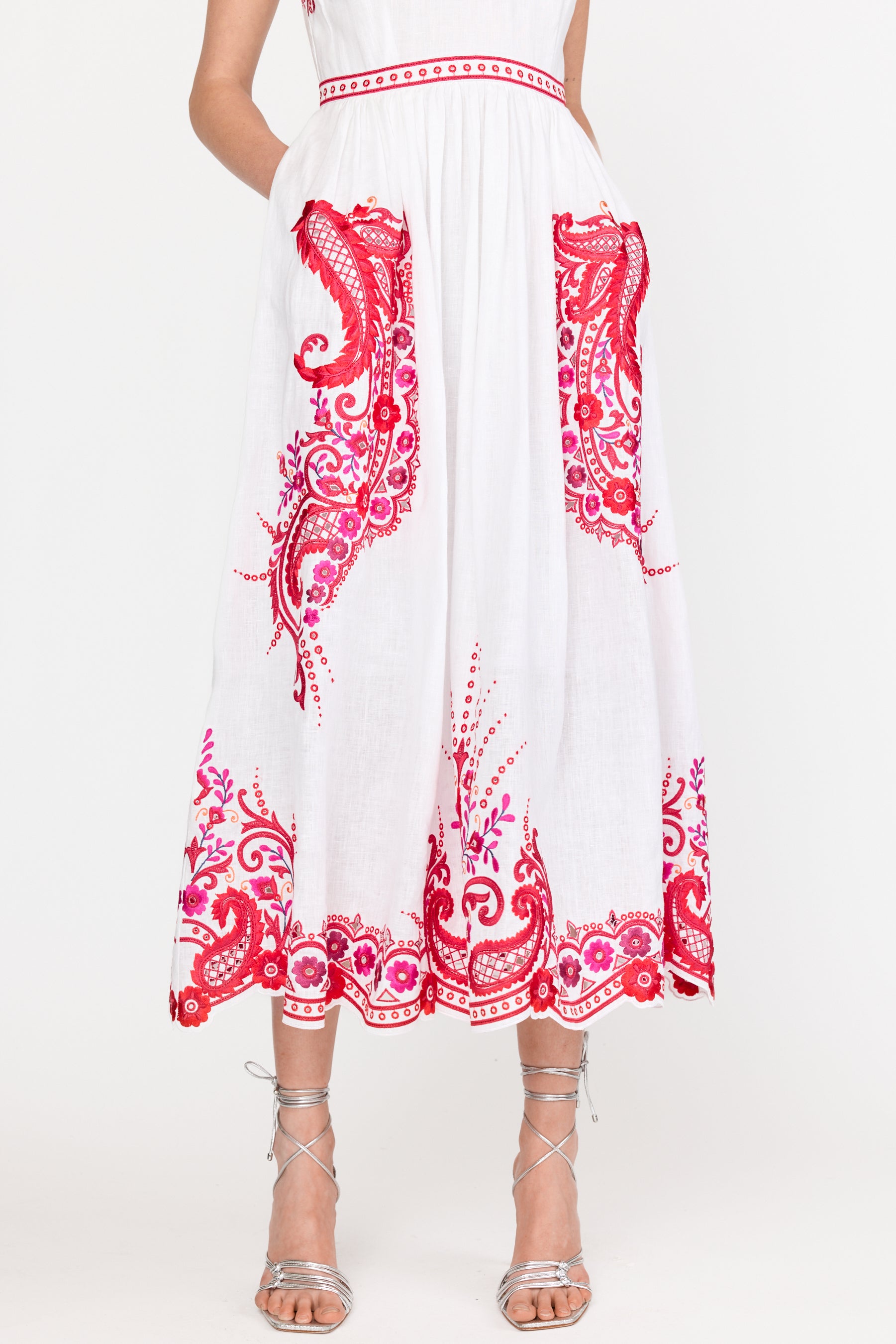 Holly Dress - White Rosaria