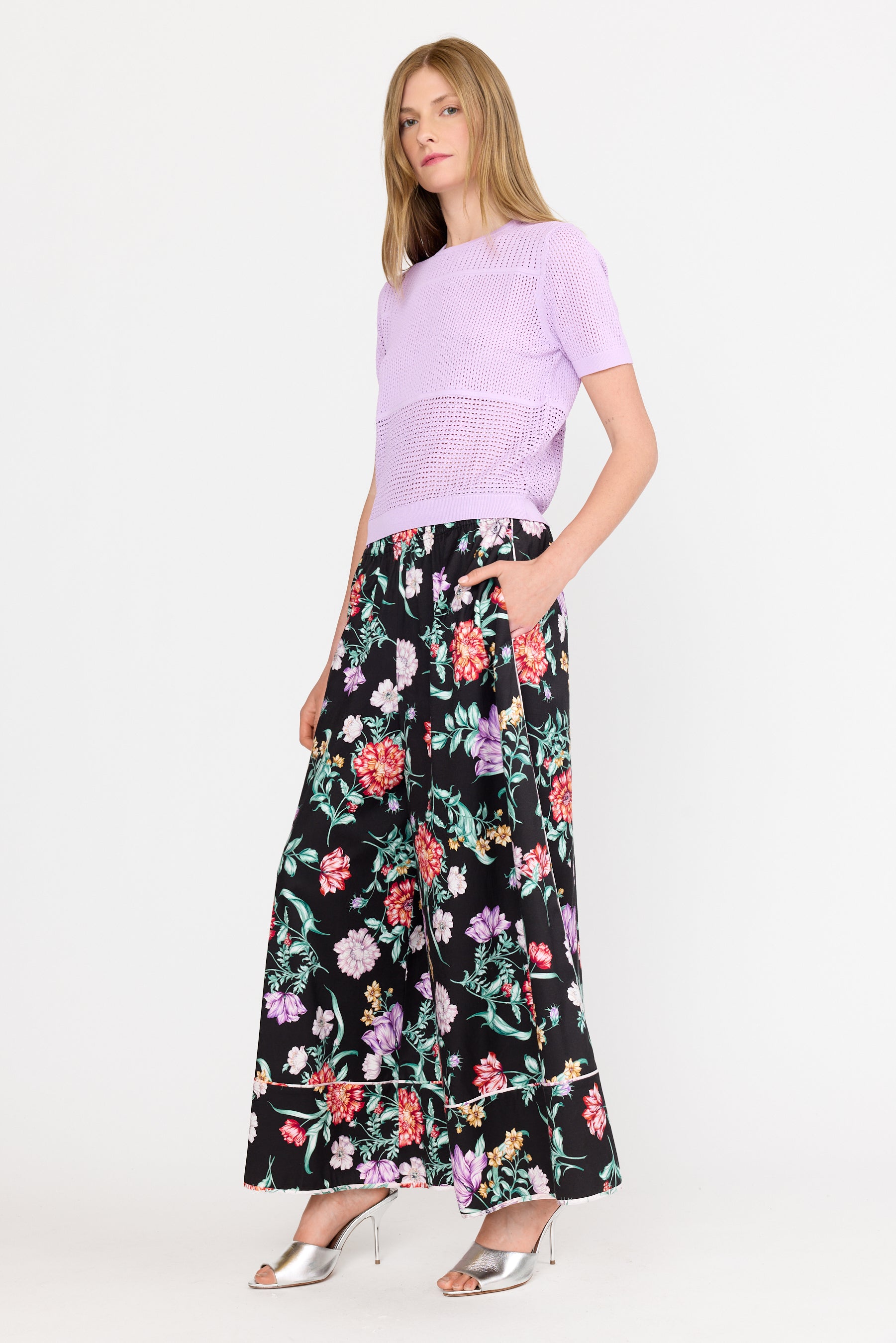 Stevie Pant - Onyx Botanica