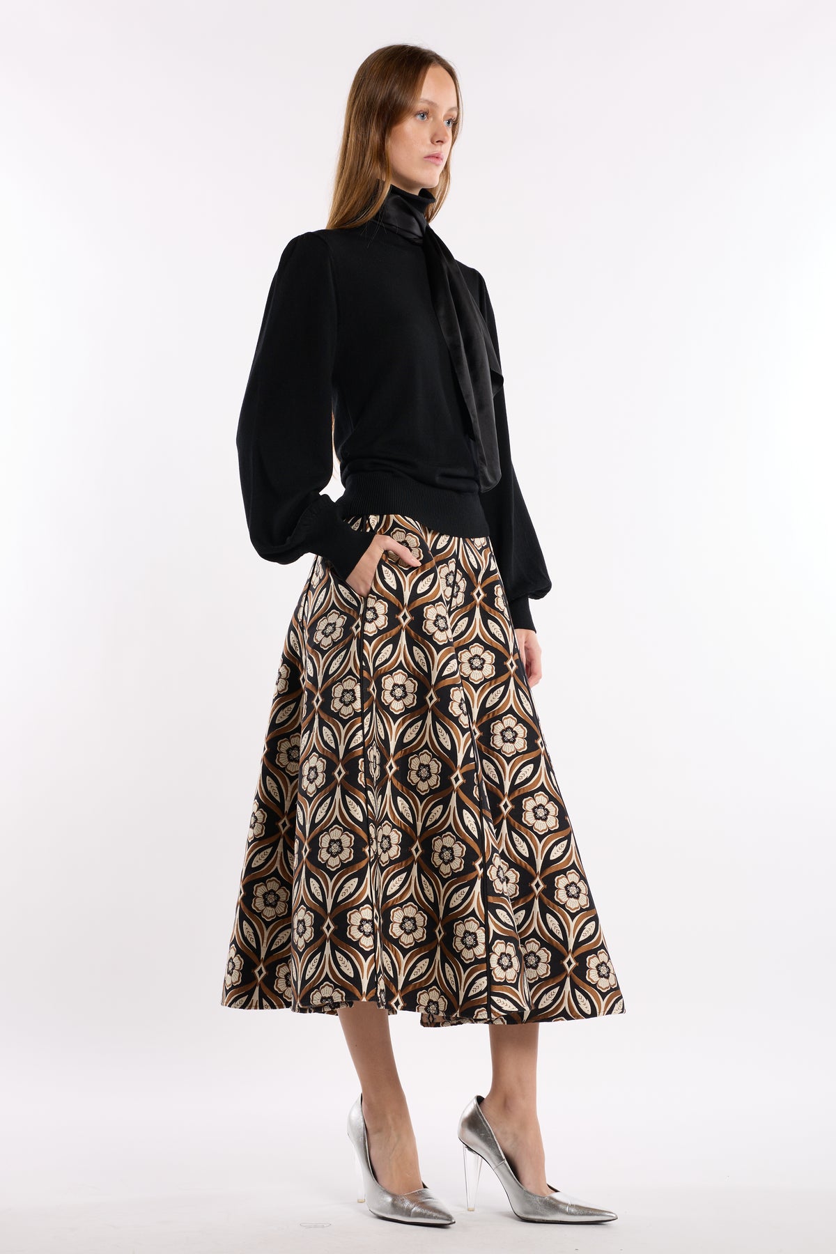 Verona Sweater - Black