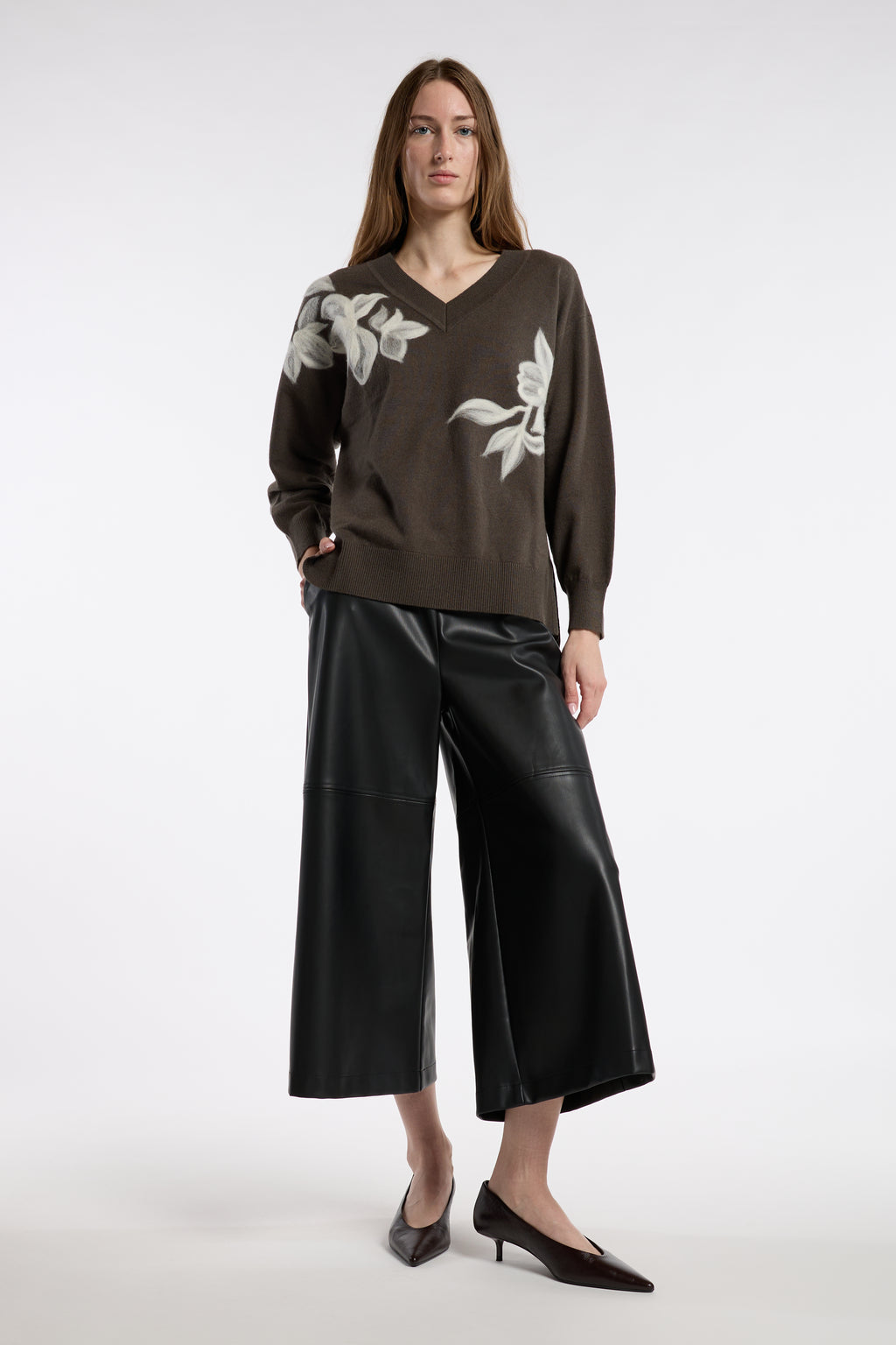 Vivienne Sweater - Moonshadow Olive